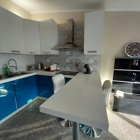 Bluesky Apartment - Third Floor جيارديني ناكسوس المظهر الخارجي الصورة